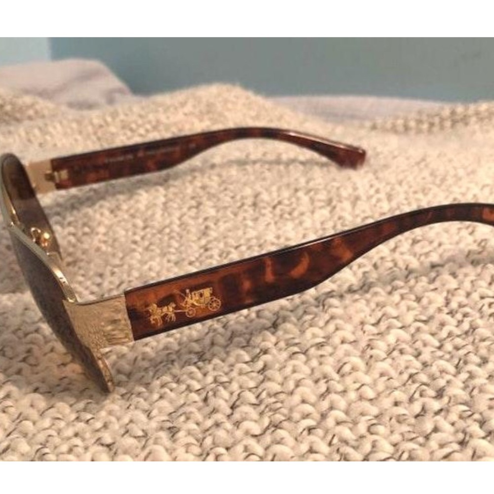 Woman’s Coach Sunglasses - Picture 1 of 4